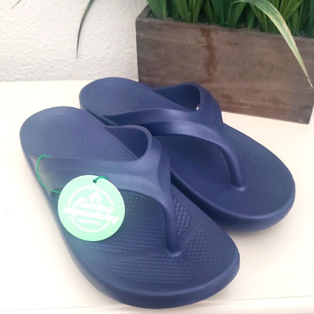 Funky Monkey Thong Sandals Sz 8